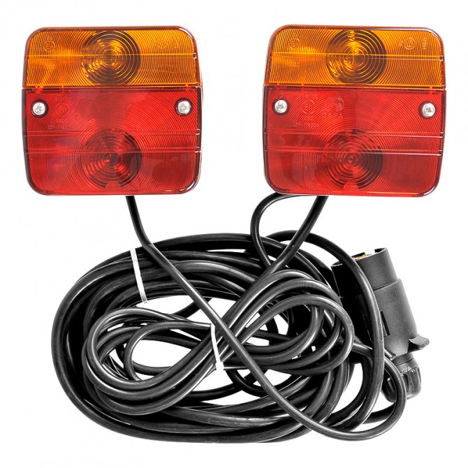 Rear lights with 7.5mt cable